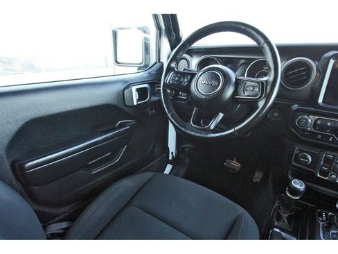Used 2020 Jeep Wrangler Unlimited Sport image 11