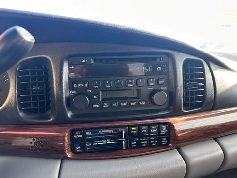 Used 2005 Buick Le Sabre Custom w/ Wheel And Sound Package image 16