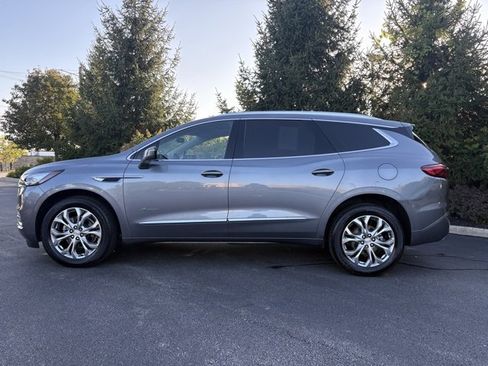 Used 2021 Buick Enclave Avenir w/ Avenir Technology Package image 2