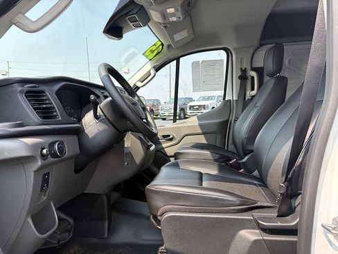 Used 2025 Ford Transit 150 Low Roof AWD w/ Load Area Protection Package image 15