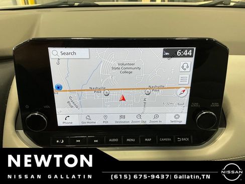Used 2023 Nissan Rogue SL w/ SL Premium Package FWD image 10