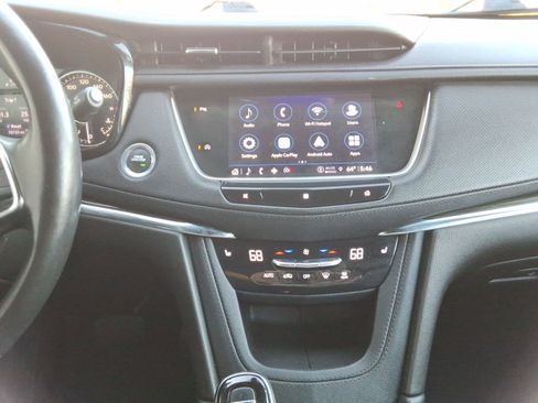 Used 2021 Cadillac XT5 Premium Luxury image 16