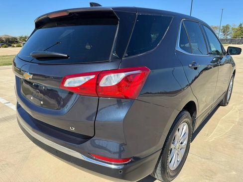 Used 2018 Chevrolet Equinox LT FWD image 9