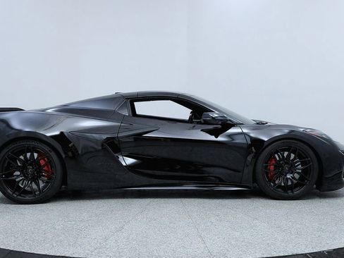 Used 2023 Chevrolet Corvette Z06 image 6