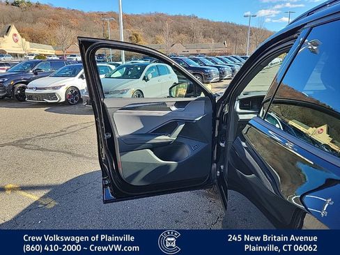 New 2026 Volkswagen Tiguan SE R-Line image 39