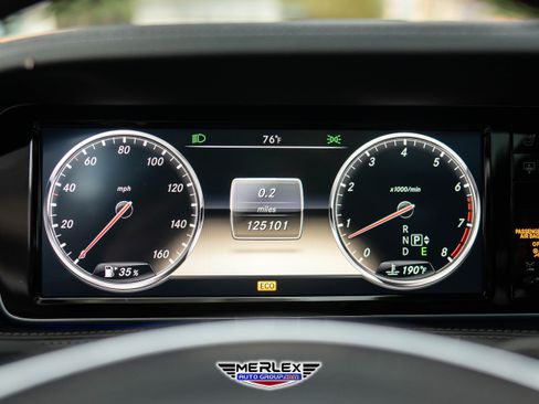 Used 2014 Mercedes-Benz S 550 Sedan w/ Sport Package w/ Sport Package image 30