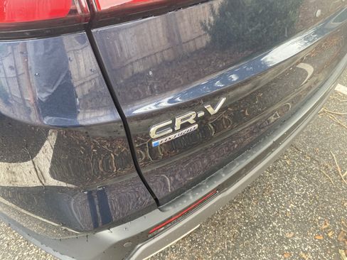 Used 2024 Honda CR-V Sport Touring image 12