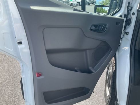 New 2026 Ford Transit 250 Low Roof RWD image 15