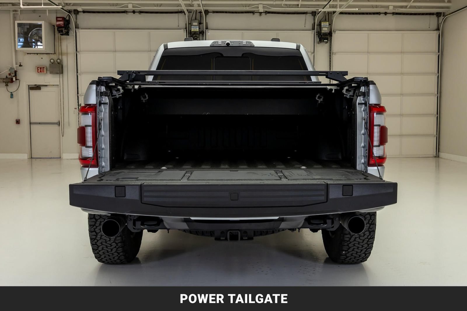 Used 2023 Ford F150 Raptor w/ Raptor Carbon Fiber Package AWD/4WD image 8