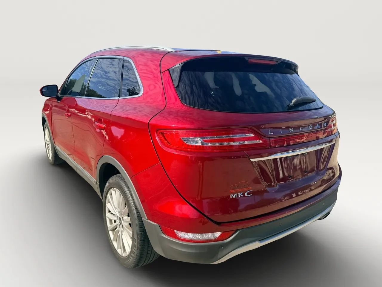 Used 2019 Lincoln MKC Premiere FWD image 6