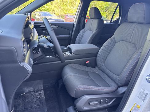 New 2026 Honda Pilot Sport image 5