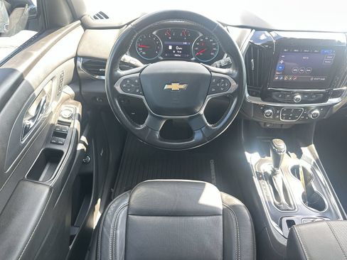 Used 2020 Chevrolet Traverse Premier w/ Redline Edition AWD/4WD image 17