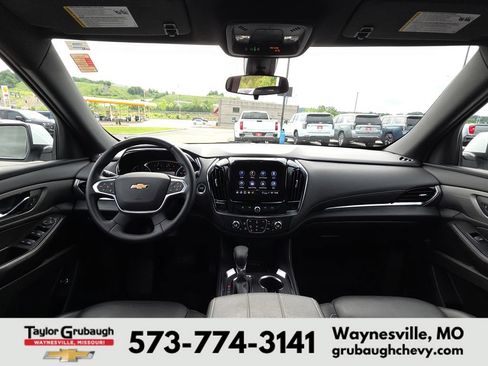 Used 2023 Chevrolet Traverse LT AWD/4WD image 29