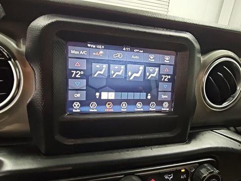 Used 2021 Jeep Wrangler Unlimited Sahara image 15