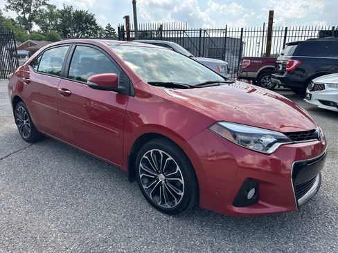 Used 2015 Toyota Corolla S Premium FWD image 3