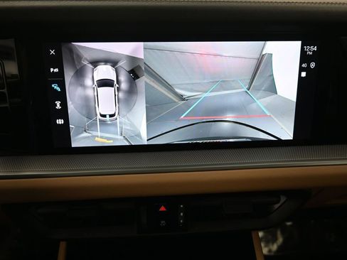Certified 2024 Porsche Cayenne AWD/4WD image 20