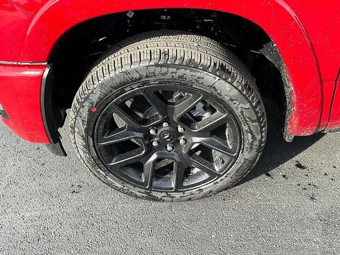 New 2026 RAM 1500 Laramie w/ Night Edition AWD/4WD image 10