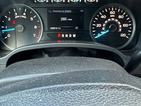 Used 2019 Ford F150 XLT w/ Equipment Group 302A Luxury AWD/4WD image 40