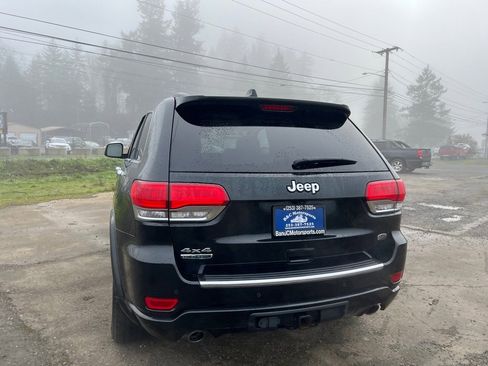 Used 2015 Jeep Grand Cherokee Overland w/ Advanced Technology Group image 8