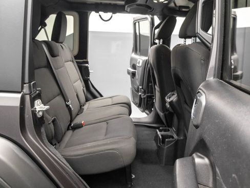 Used 2021 Jeep Wrangler Unlimited Sport image 35