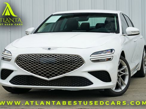 Used 2022 Genesis G70 2.0T image 1
