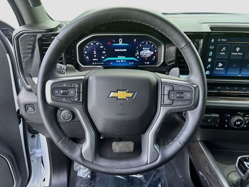 Used 2026 Chevrolet Silverado 1500 LTZ w/ LTZ Premium Package AWD/4WD image 11