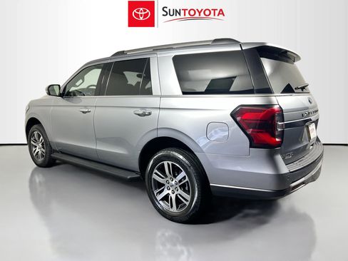 Used 2024 Ford Expedition Limited image 6