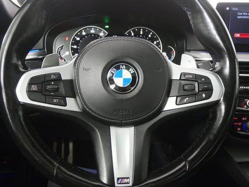 Used 2019 BMW 530i w/ M Sport Package image 19