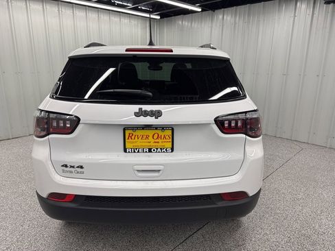 New 2026 Jeep Compass Latitude image 5