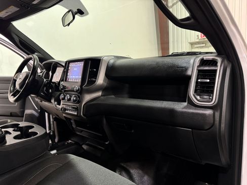 Used 2021 RAM 5500 Tradesman w/ Towing Technology Group image 11