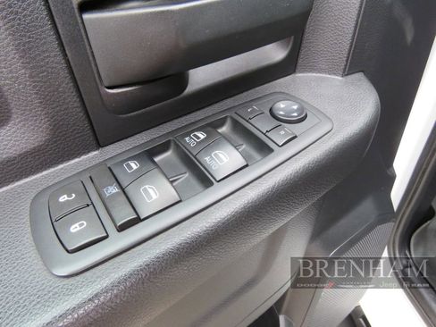 Used 2016 RAM 2500 Tradesman w/ Chrome Appearance Group image 13