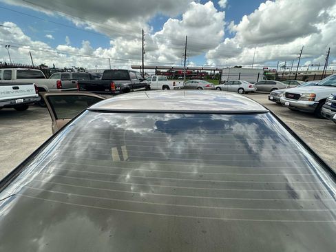 Used 1997 Ford Thunderbird LX RWD image 26