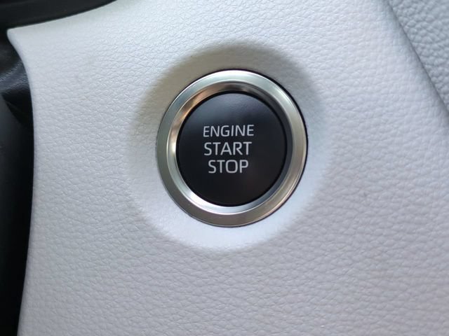 Used 2026 Toyota Corolla SE FWD image 25