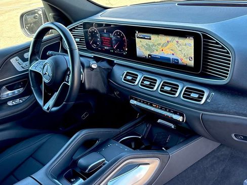 Used 2025 Mercedes-Benz GLE 450 4MATIC image 28