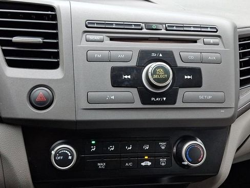 Used 2012 Honda Civic LX image 21