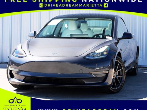 Used 2023 Tesla Model 3 Standard Range image 1