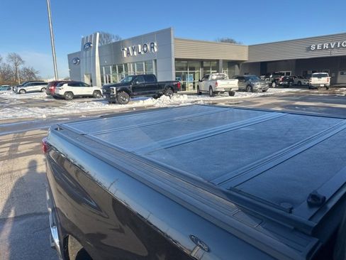 Used 2021 Chevrolet Silverado 1500 LTZ w/ LTZ Premium Package image 15