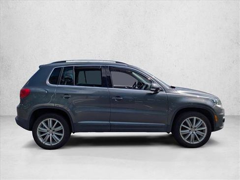 Used 2014 Volkswagen Tiguan S FWD image 4