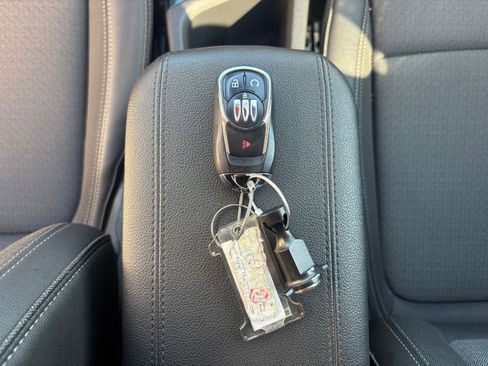 Used 2025 Buick Encore GX Preferred image 22