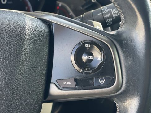 Used 2019 Honda Civic Sport Touring image 6