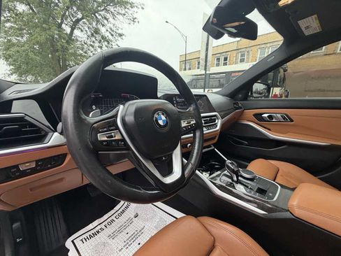 Used 2020 BMW 330i Sedan w/ Premium Package RWD image 14