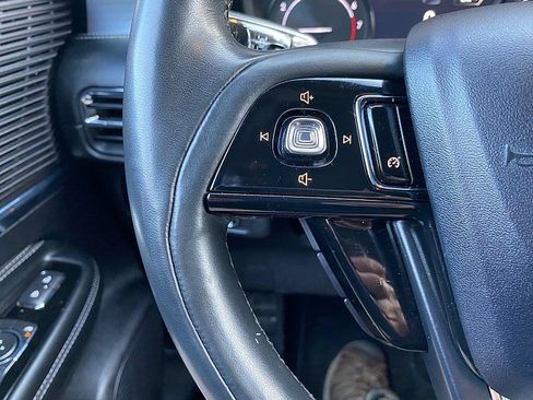 Used 2022 Lincoln Corsair AWD w/ Premium Package image 50