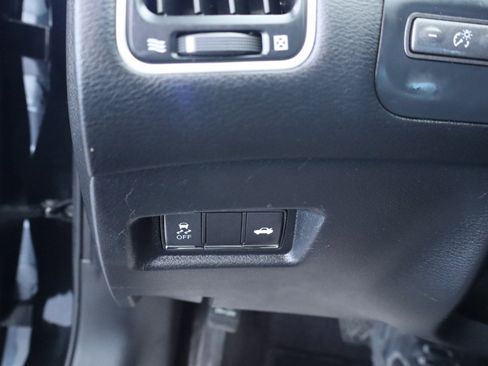 Used 2017 INFINITI Q60 3.0t w/ Premium Plus Package 3.0T image 27