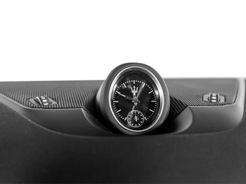 Used 2022 Maserati Levante GT image 38