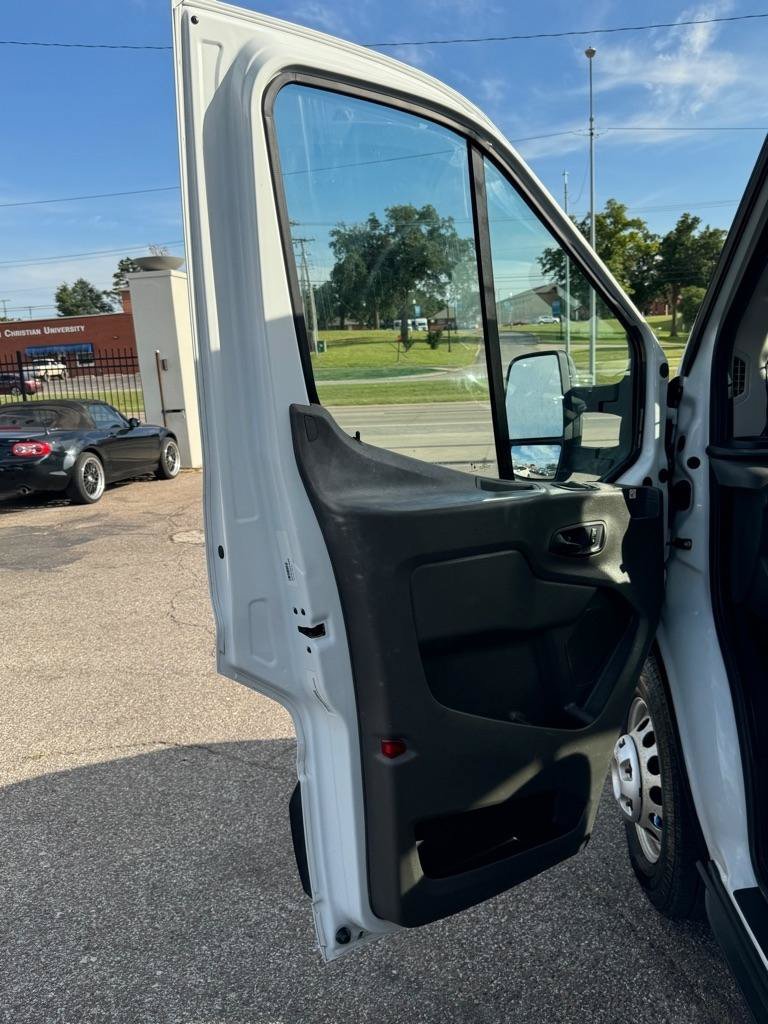 Used 2020 Ford Transit 350 DRW w/ Exterior Upgrade Package RWD image 13