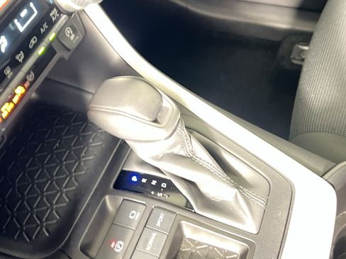 Used 2025 Toyota RAV4 LE image 23