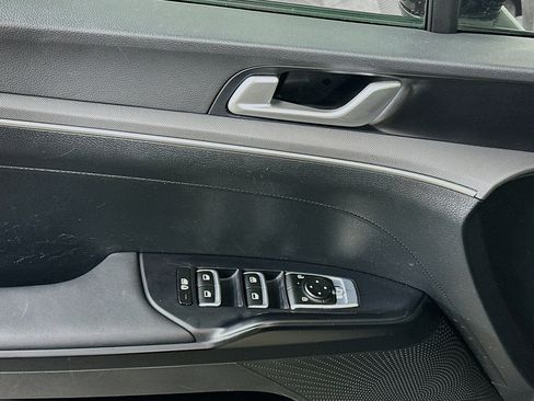 Used 2025 Kia K5 LXS image 15