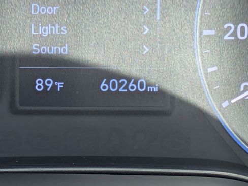 Used 2021 Hyundai Kona SE image 23