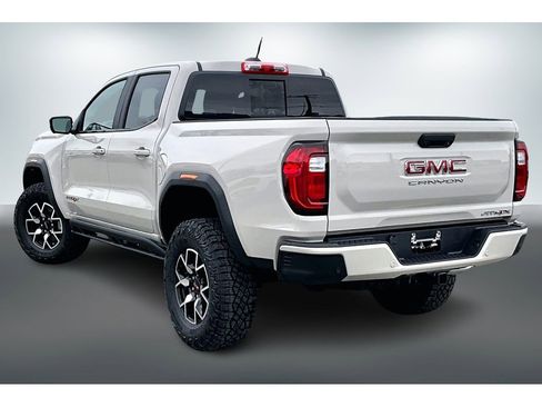 New 2026 GMC Canyon AT4X image 3