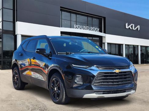 Used 2021 Chevrolet Blazer LT image 3
